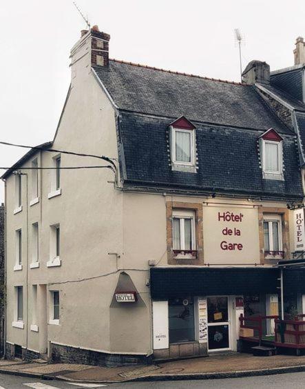 Hotel De La Gare Morlaix Bagian luar foto